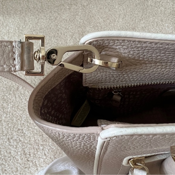 Kate Spade Purse - Picture 3 of 6